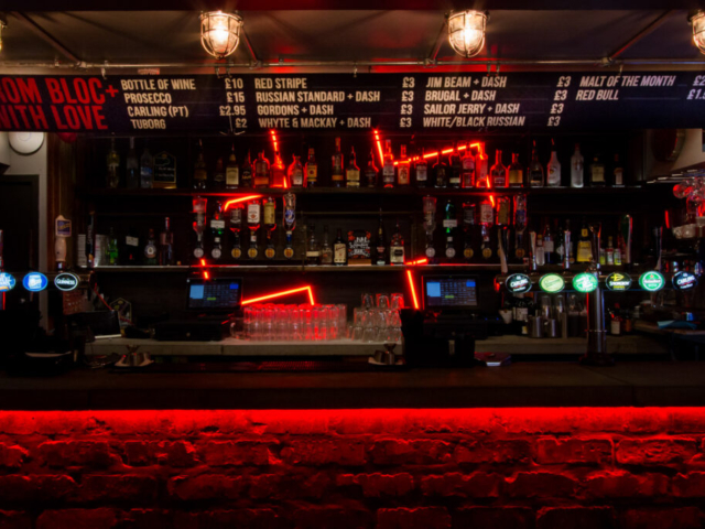 IMG_9592barbloc